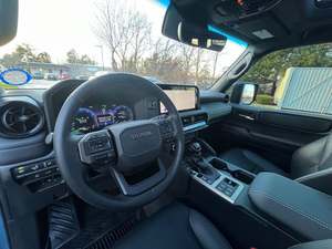 Toyota Land Cruiser 4WD Plus 2024 Usado en Excelentes Condiciones, Sin Accidentes, Volante a la Izquierda/Derecha - Product Image 5