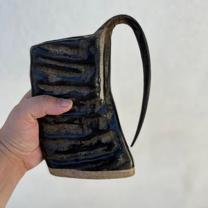 Véritable corne à boire de buffle Grande corne à boire en céramique faite à la main avec poignées de 6 pouces pour les fêtes et les tasses - Product Image 1