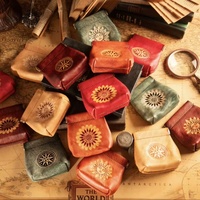 Dompet koin kulit Vintage buatan tangan kustom timbul desain tekan penutup dompet Mini langsung dari pabrik pola bunga kecil