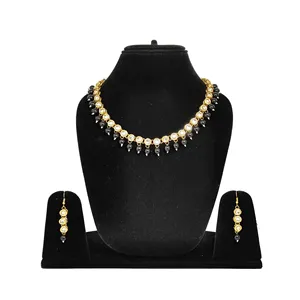 Ensemble de collier en pierre noire Kundan Meenakari avec zircon plaqué or 18 carats pour mariage ou cadeau, ensemble de bijoux de mariée raffinés - Product Image 1