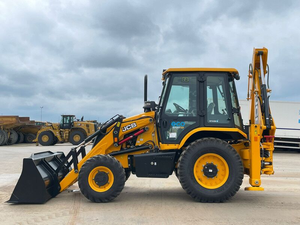 Chargeuse-pelleteuse sur pneus JCB 3DX Plus, équipement de construction diesel pour travaux agricoles et de chantier, à vendre - Product Image 1