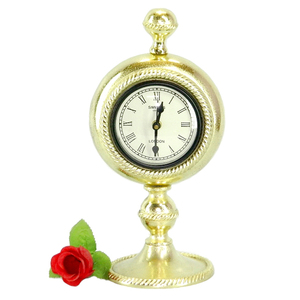 นาฬิกาตั้งโต๊ะโลหะชั้นหนึ่งลายใบไม้ที่มีโครงสร้างเป็นเอกลักษณ์บนโต๊ะดีไซน์เนอร์นาฬิกาอะนาล็อกสีทอง - Product Image 2