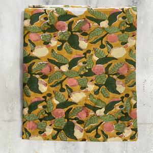 Tissu en coton uni imprimé en bloc de qualité supérieure - Écologique, léger, pour la couture, la confection de robes, fait main en Inde, floral - Product Image 3