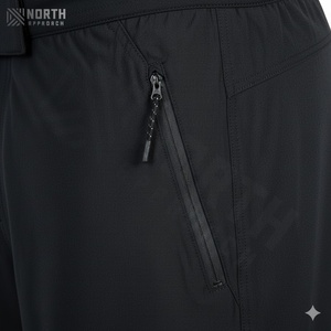 กางเกงขาสั้นสำหรับผู้ชายแบบแห้งเร็วมาใหม่พร้อมพิมพ์โลโก้ตามสั่งสีทึบสำหรับฤดูร้อน - Product Image 4