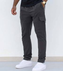 กางเกงคาร์โก้ผู้ชายผ้าโพลีเอสเตอร์มีสไตล์ที่ดีที่สุดพร้อมวัสดุระบายอากาศและสวมใส่สบายตลอดทั้งวัน - Product Image 1