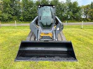 Chargeuse-pelleteuse John Deere haute capacité avec moteur Yanmar, haute efficacité, garantie 4 ans, à vendre - Product Image 4