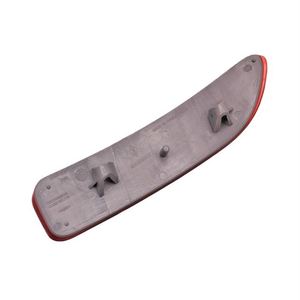 Réflecteur de pare-chocs arrière côté droit pour Dacia Logan MCV OEM 3202000636 - Product Image 2