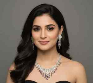 Conjunto de Collar y Aretes de Plata con Piedras AD de la Mejor Calidad para Mujer, con Base en Tono Plateado, Joyería Elegante para Fiestas - Product Image 2