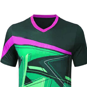 Conjunto de Uniforme de Tenis Transpirable de Poliéster Cómodo con Corte Atlético, Logotipo Personalizado, Servicio OEM para Práctica y Juego Profesional - Product Image 4