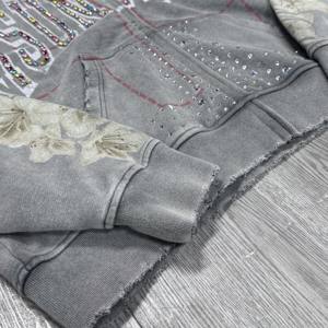 Sweat à capuche vintage en coton lourd avec logo imprimé numérique en strass personnalisé en gros pour hommes, streetwear, sweat à capuche zippé délavé - Product Image 3