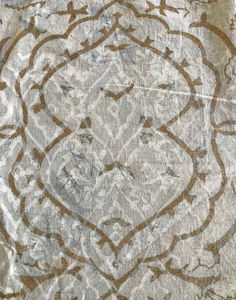 ผ้าฝ้ายพิมพ์ลายเรขาคณิตสีเทาเบจด้วยมือ - Product Image 2