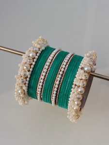 Conjunto de Chudiyan de terciopelo con diseño de Hip Hop Vintage ligero más buscado para mujeres indias paquistaníes, brazaletes de moda para boda - Product Image 2