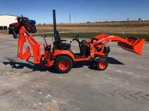 Chargeur-pelleteuse Kubota BX23S 4WD Diesel Standard Garton Mini à vendre à bon prix - Product Image 4