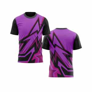 Camiseta de Fútbol Geométrica Negra y Verde Neón Personalizada - Camiseta de Entrenamiento de Secado Rápido con Gráfico Abstracto de Rayos - Product Image 2