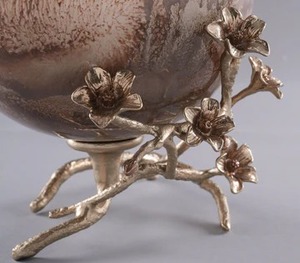 Decorative Golden Aluminium <b>Candle</b> Stand With Hurricane Glass Ideal For Table Centerpiece Accent And Home Decoration - Product Image 4