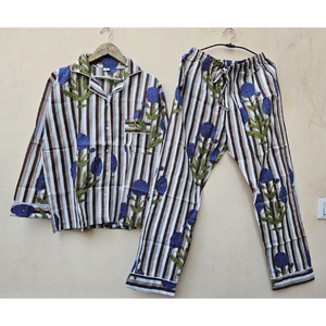 Conjunto de pijama de algodón con estampado Floral azul bohemio para mujer, diseño elegante con estampado de bloques, ropa de dormir cómoda y relajada para primavera - Product Image 1