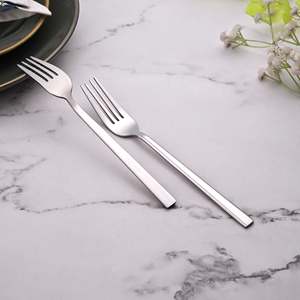 Lot de 2 fourchettes jetables en acier inoxydable SmoothGrip pour dîner et fruits, usage domestique ou restaurant, pics à nourriture en métal - Product Image 3