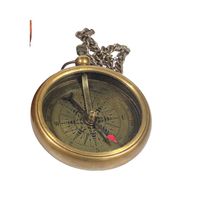 Boussole de poche miniature en laiton de style vintage, inspirée de la marine royale, plaquée nickel noir, personnalisable et gravée, pour collectionneurs.