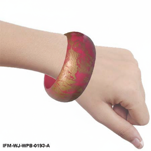 Brazalete de Madera Pintado a Mano con Diseño Floral Vibrante en Rosa y Dorado, Brazalete Boho Ancho y Grueso - Product Image 2