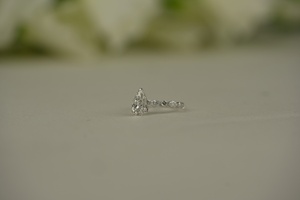 Bague de luxe en diamant cultivée en laboratoire taille poire VS1 clarté IGI SGL certifié or rose or argent vente en gros fournisseur de commande en gros - Product Image 3