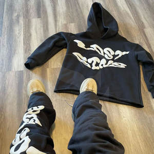 Vente en gros de survêtements surdimensionnés personnalisés, impression en relief, polaire pour l'hiver, logo en vedette, prix bas, vente en ligne - Product Image 4