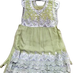 Robe fantaisie readymade pour enfants (filles) de haute qualité Robe en organza readymade de qualité d'exportation Robe pakistanaise respirante pour enfants - Product Image 1