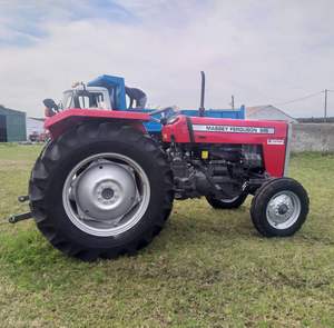 Tracteur à gazon MASSEY FERGUSON 70 CV 4 roues motrices Haute productivité Neuf Occasion Rouge Matériel agricole - Product Image 4