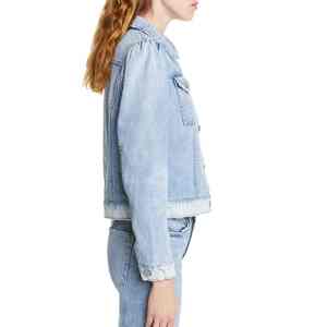 Découvrez la touche de mode ultime avec notre dernière collection de tops en jean pour femmes, proposant des motifs et des styles uniques. - Product Image 4