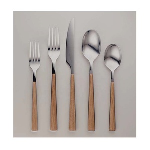 Juego de cubiertos de acero inoxidable con mango largo y delgado, Set de cubertería de viaje y acampada, cuchara, cuchillo, tenedor, Plata Mate, venta al por mayor - Product Image 3