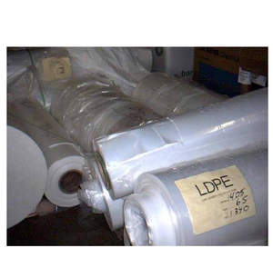 Película LDPE a granel chatarra en rollo plástico limpio y transparente material reciclable para la venta a precios bajos adecuado para la industria de la reutilización - Product Image 3