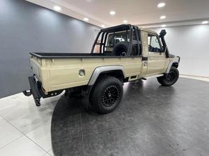 Le meilleur pick-up double cabine VDJ79 soigneusement utilisé, modèle 2022 2023 2024 2025, 100% fonctionne parfaitement - Product Image 2