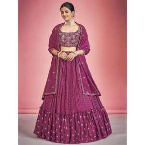 Adorable Lehenga Choli Rosa de Georgette para Bodas con Trabajo de Espejo, Conjunto Nupcial Elegante y con Estilo - Product Image 2