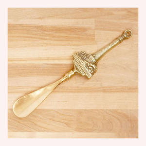 แตรรองเท้าทองเหลืองระดับพรีเมี่ยมพร้อมที่จับโค้งอุปกรณ์ใส่รองเท้าที่มีสไตล์และใช้งานได้ดีสำหรับบุคคลที่มีความฉลาด - Product Image 5