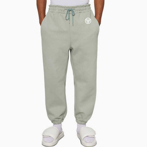 Pantalon de jogging OEM pour hommes, design surdimensionné plat brodé vintage, pantalon de survêtement léger, jambe large, taille élastique personnalisée en usine - Product Image 1