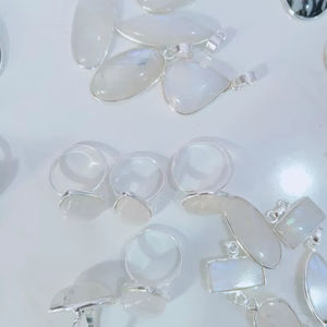 แหวนค็อกเทลพลอยเงินสเตอร์ลิง925ไม่เหมือนใครเครื่องประดับแฮนด์เมดส่งออกจากโรงงาน - Product Image 1