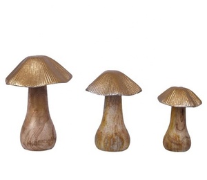 Toadstool de aluminio hecho a mano, recién llegado, acabado plateado en soporte de madera, Juego de 3 fabricantes y exportadores indios - Product Image 3