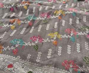 Sari en soie Georgette Tassar de Banarasi, tissé à la main, avec broderie Meenakari et jacquard Zari, protection solaire traditionnelle, séchage rapide, luxe - Product Image 3