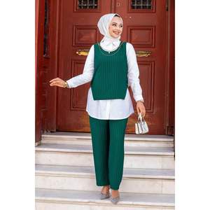 ชุดฮิญาบดีกระดุมด้านข้างมี3ชิ้นสีมรกต - Product Image 3