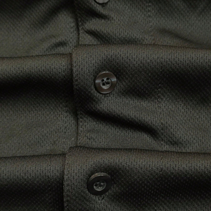 เสื้อเบสบอลแขนสั้นสีแดงลายทางระบายอากาศได้ดี ติดกระดุมเต็มตัว พร้อมป้ายพิมพ์ลายตามสั่ง - Product Image 4