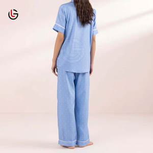 Ropa de dormir cómoda para mujer Servicio OEM Ropa de dormir hecha por profesionales En stock Ropa de dormir para mujer - Product Image 2