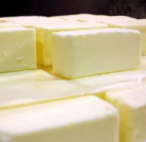 Huile de tournesol raffinée de qualité supérieure pour l'industrie de la confiserie, biologique, non-OGM, de qualité alimentaire pour les produits de boulangerie et les sucreries - Product Image 3