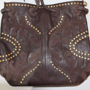Sac à bandoulière en cuir avec cordon de serrage et appliques Sac à main en cuir marron Sac à bandoulière élégant de vente chaude Sac à bandoulière pour femmes - Product Image 1