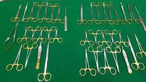 Ensemble d'instruments chirurgicaux, manche doré, acier inoxydable, kit de 40 pièces pour la chirurgie générale - Product Image 3