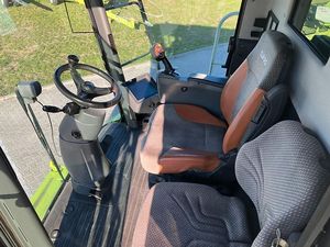 CLAAS Lexion 600 - Product Image 5