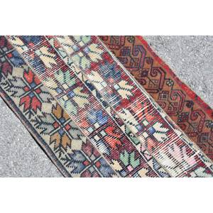 Tapis traditionnel rouge Vintage turc 1.9X5.7 pieds Style Kilim grande surface laine Latex support Patchwork pour couloir 10mm - Product Image 5