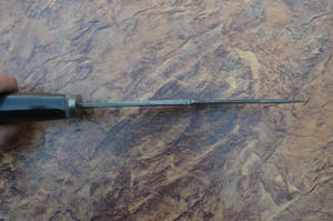 MANCHE MICRTA EN ACIER DAMAS FAIT MAIN SUR MESURE BEAU COUTEAU BOWIE DE CHASSE AVEC GAINE EN CUIR par COUTEAUX MAKER. - Product Image 3