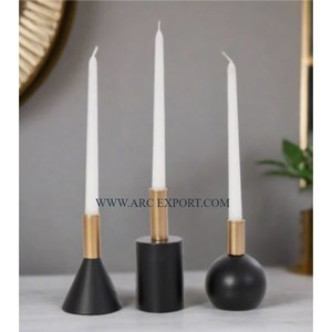 Bougeoirs en métal enduit de poudre noire ensemble de 3 bougeoirs décoratifs de table de tailles différentes - Product Image 2