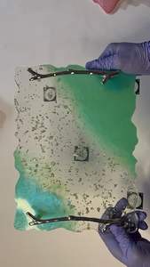 AALIYAN IMPEX Plateau en résine artisanale de qualité supérieure avec tourbillon cosmique Décoration intérieure de luxe au prix de gros - Product Image 6