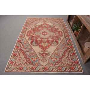 Alfombra turca Vintage de 5x7 pies, rojo, Beige, área grande, diseño de retazos de lana, respaldo de látex para pasillo, dormitorio, modelo de habitación, Alfombra de noche - Product Image 1