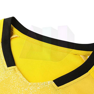 Uniforme de Fútbol de Poliéster 100% Duradero a Precio Económico, Costuras Reforzadas, Transpirable, Ligero, Ajuste Cómodo, Diseñado para - Product Image 3